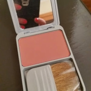 LOREAL Feel Naturale Blush is being swapped online for free