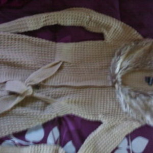 Wet Seal Sweater is being swapped online for free