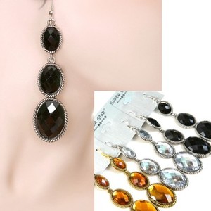 NEW tear drop crystals EARRINGS is being swapped online for free