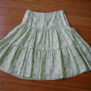 Banana Republic Silk Skirt is being swapped online for free