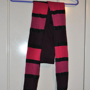 size medium multicolor leggins is being swapped online for free