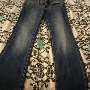 american eagle jeans is being swapped online for free