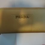 Replica Prada yellow long wallet is being swapped online for free