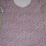 Ann Taylor Top Size Large is being swapped online for free