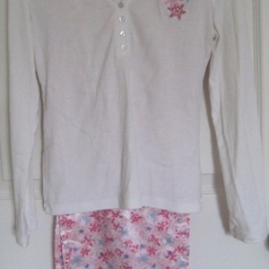 pajama set - small is being swapped online for free