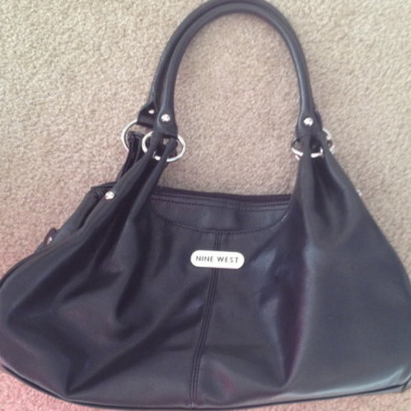 Nine West Purse is being swapped online for free