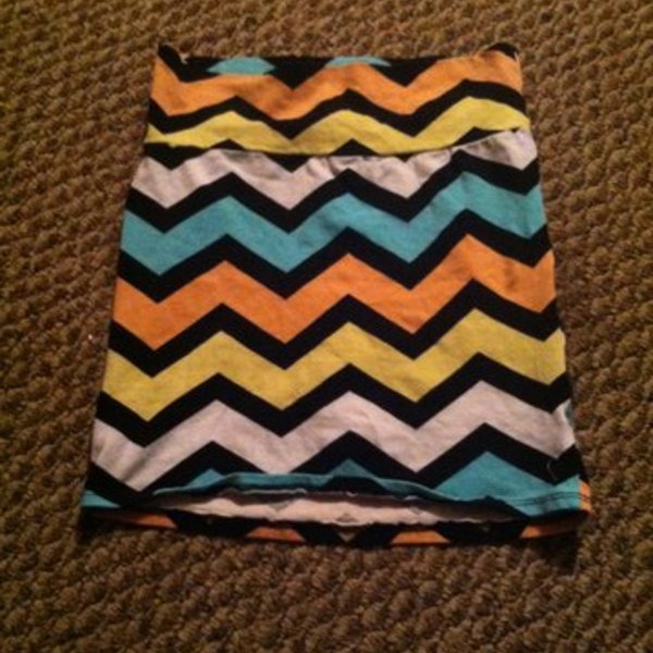 Zigzag pencil skirt Charlotte Russe  is being swapped online for free