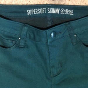 Atmosphere Supersoft Skinny Jeans - Size UK 6, dark green. is being swapped online for free