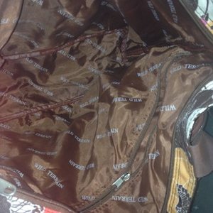 floral tote bag is being swapped online for free