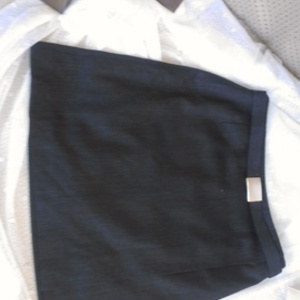 Banana Republic Grey Wool Wrap Mini is being swapped online for free