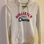 NWOT White Hollister Hoodie is being swapped online for free