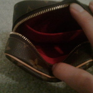 Louis Vuitton wappity case is being swapped online for free