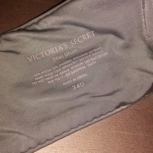 Victoria's Secret Bio Fit Demi Uplift Bra is being swapped online for free