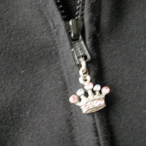 Classic Juicy Couture is being swapped online for free