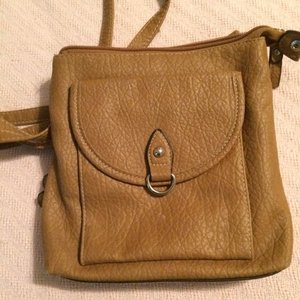 Strada Crossbody Purse - tons of pockets! is being swapped online for free