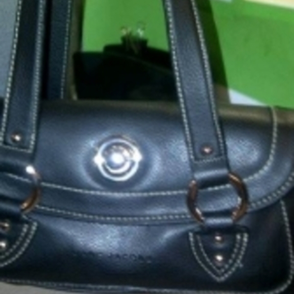 Purse inspired Marc Jacobs Black is being swapped online for free