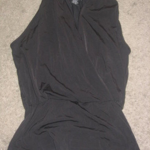 Cute Black Top Size Small is being swapped online for free