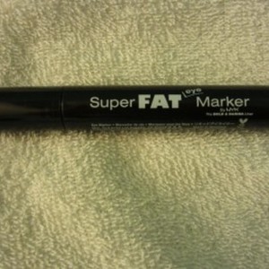 nyx eyeliner is being swapped online for free