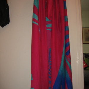 vintage 80's beach skirt coverup is being swapped online for free