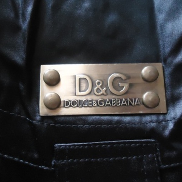 D&G Replica Faux leather jacket is being swapped online for free