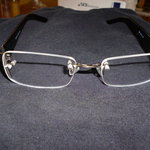 rimless crown eyeglasses is being swapped online for free