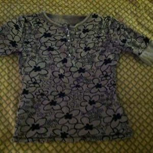 Girls shirt (10/12) is being swapped online for free