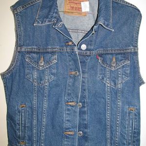 Levi Jean Vest is being swapped online for free