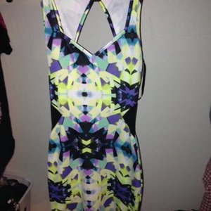 hot cut out dress is being swapped online for free