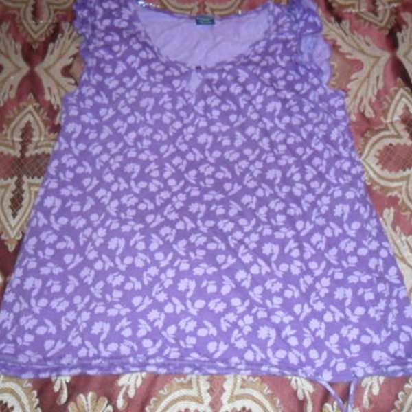 Purple flower shirt-size:large 12-14 is being swapped online for free