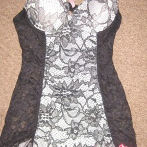Gorgeous Nature Lingerie! s/m is being swapped online for free