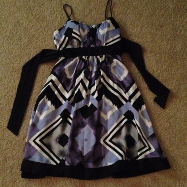 Black and Purple Dress Size 6 is being swapped online for free