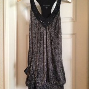 City studio dress size M is being swapped online for free