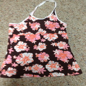 H&M Girls Top is being swapped online for free