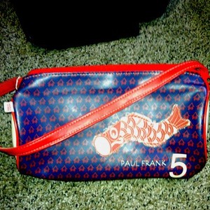 PAUL FRANK SM LEATHER PURSE is being swapped online for free