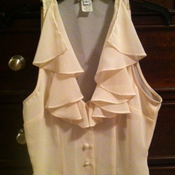 Vintage ruffle top - size 4 (small) is being swapped online for free