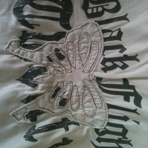 100% stretchy cotton white shirt size s/m is being swapped online for free