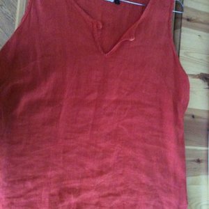 100%pure linen orange top is being swapped online for free