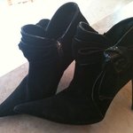 Black suede stilettos with rose-bow size 6.5 (uk 4, EU 37) is being swapped online for free