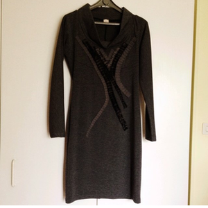 Elegant office dress size M is being swapped online for free