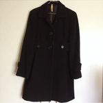 Wool Winter Coat M is being swapped online for free