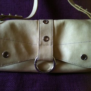 Made In Italy faux-leather cream-yellow handbag is being swapped online for free