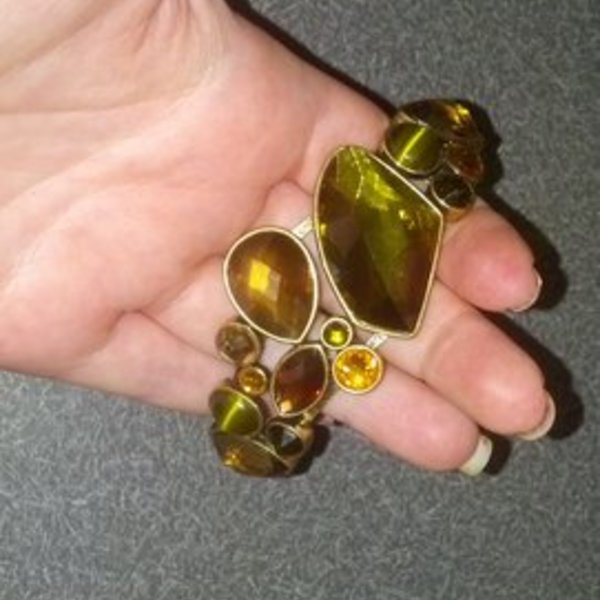 Park Lane Dublin bracelet is being swapped online for free