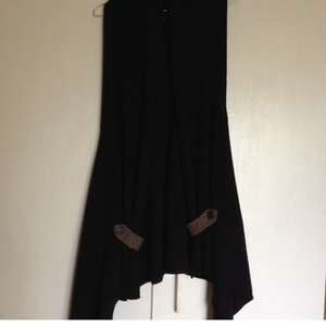 Italian stylist woollen cardigan is being swapped online for free