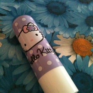 Hello Kitty chapstick in raspberry is being swapped online for free