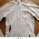 Twin Towers Decathlon sweater xs is being swapped online for free