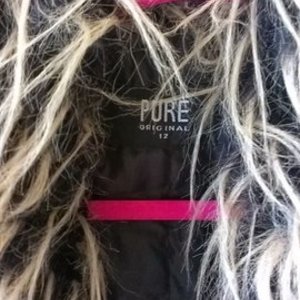 Super Cute Black Velvet/Fur Trim Jacket is being swapped online for free