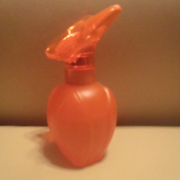 mariah carey's lillipop  is being swapped online for free