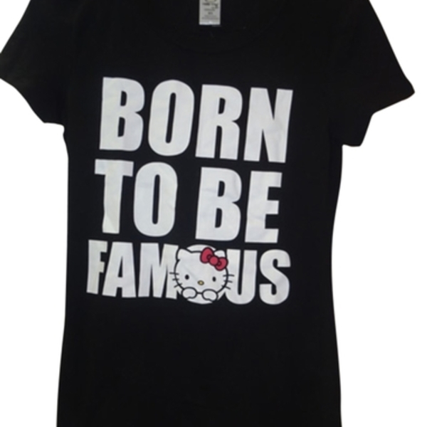 NWT Hello Kitty tee M is being swapped online for free