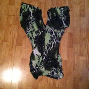 Sequented Ultra-Strechy Body Central Top is being swapped online for free