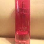 VERY SEXY FOR HER  is being swapped online for free